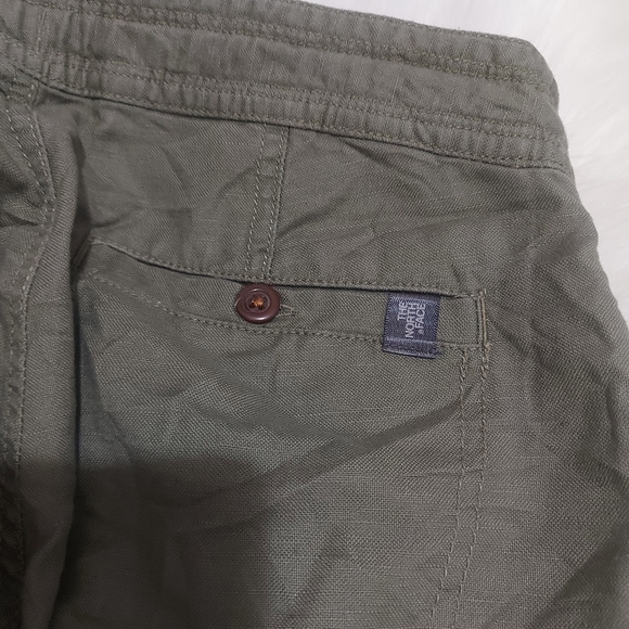 The North Face khaki, linen blend, wide leg pants with drawstring waist - Picture 5 of 10